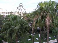 P4160044.JPG - 2005:04:16 08:17:52